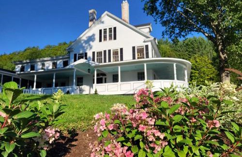 Stowe Area Hotel | The Stowe Village Inn