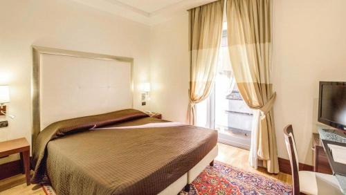 Tuscolano Hotel | The Strand Hotel