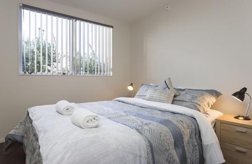 Rewa Apartment | The Strandon Loft No 7 - Prime Location