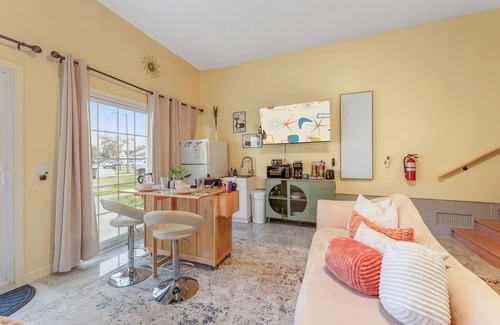 Whitemarsh Island Apartment | The Studio - Between Downtown + Tybee - Cozy Vibes