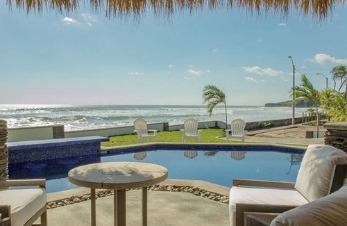 Tola House | The Stunning Ocean Pearl on the Beach