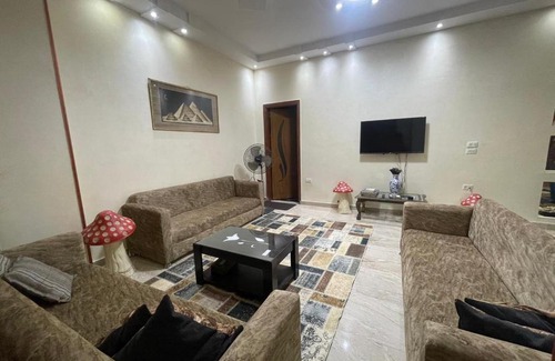 Kafrat al Jabal Apartment | the sun