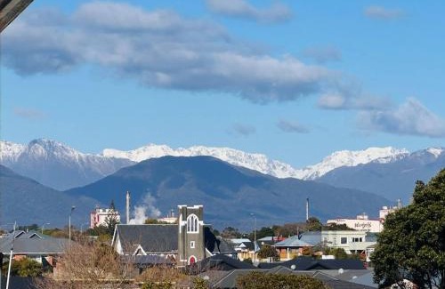 Hokitika House | The Sundowner Beach Club