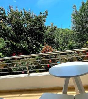 Himare Apartment | The Sunny Side
