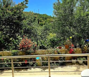 Himare Apartment | The Sunny Side