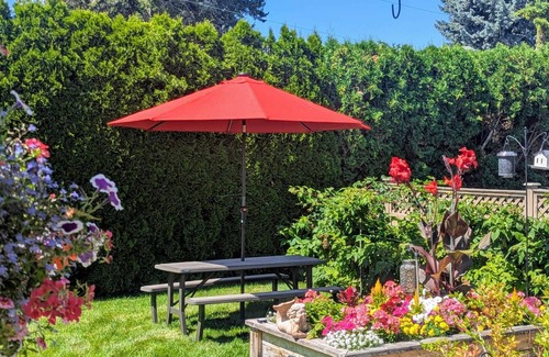 South Pandosy House | The Sunshine House | Near Beaches And Wineries!