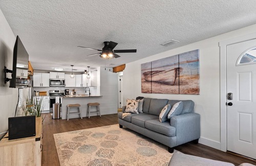 Saint Augustine Shores House | The Surf Rider | House St. Augustine with enclosed yard & on-site golf