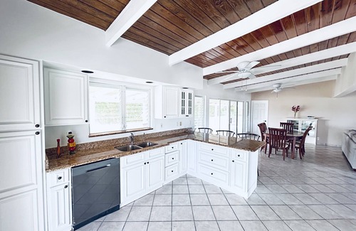Discovery Bay House | The Flamingo House, Open & Breezy Island Home, Minutes From the Beach
