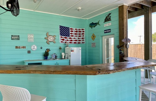 Rockport House | The Teal Turtle Retreat