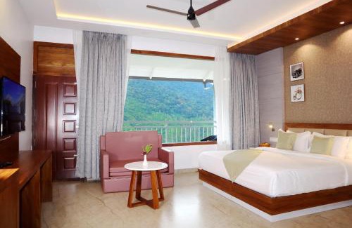 Suryanelli Hotel | The TeaTree Munnar