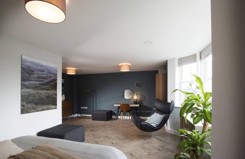 Canterbury Apartment | The Terrace a stylish & luxurious apartment with fabulous terrace & parking spac