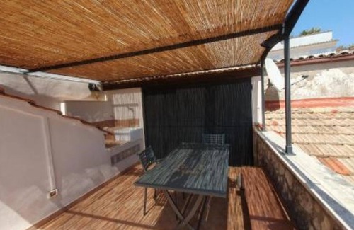 Formia House | The Terrace on the Gulf