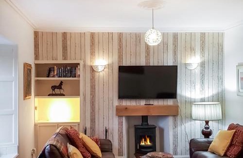 Auchtermuchty House | The Thistle