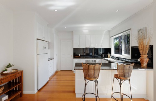 Silverleaves House | The Tides Silverleaves by Ready Set Stay