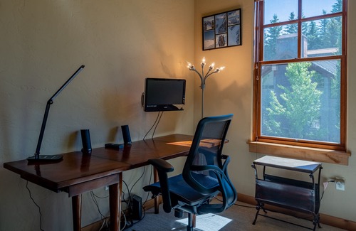 Ketchum Condo | The Timbers 4O-2 Bedroom - Upscale Condo Close to Downtown Ketchum