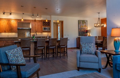 Ketchum Condo | The Timbers Condo O - 3 Bedroom Upscale Condo