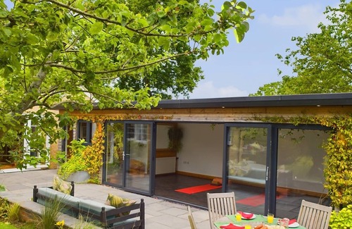 Nettlestone House | The Timbers in Seaview