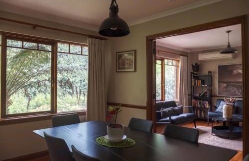 Warburton House | The Tolpuddle Cottage