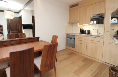 St. Moritz Apartment | The traditional residential building "Au Reduit" is located in the heart of St.