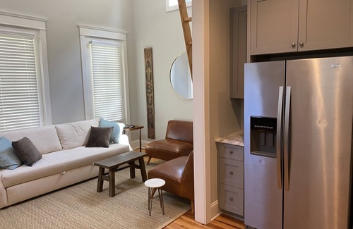 Auburn House | The Tree House, A Downtown Auburn Cottage In A Quaint Setting!