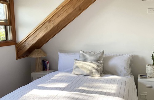Clifton House | The Tree House * New Listing