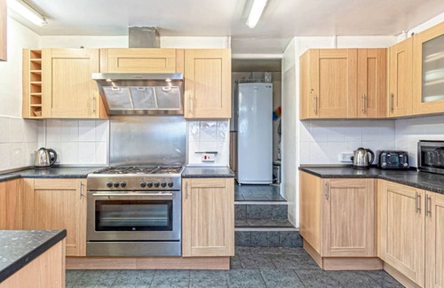 Amlwch Cottage | The Trees - a manor house that sleeps 18 guests in 7 bedrooms