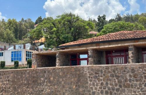 Kigali Cabin | The Trekkers Rest Lodge Kigali