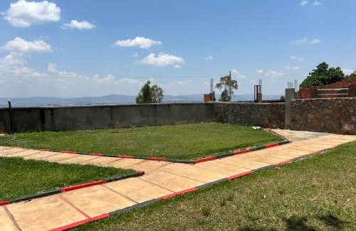Kigali Cabin | The Trekkers Rest Lodge Kigali