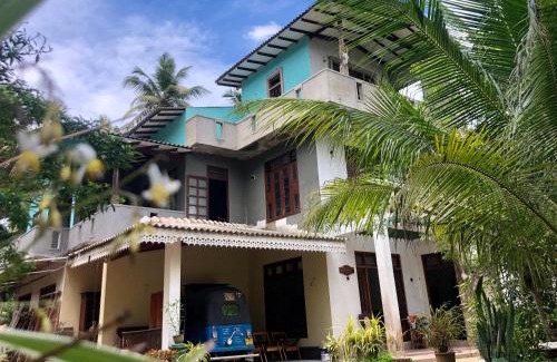 Bandaranayake House | The Tropical Hideout
