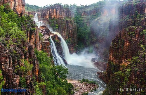 Nightcliff House | The Tropical Sanctuary