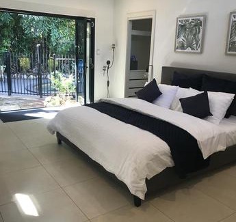 Nightcliff House | The Tropical Sanctuary
