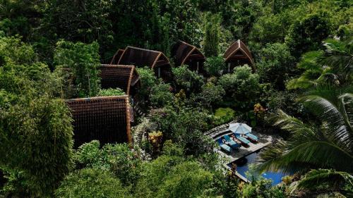 Penida Island House | The Tukad Gepuh Cottage and Resto