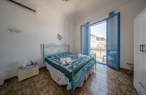 Marettimo House | The Twins rooms in Marettimo 1