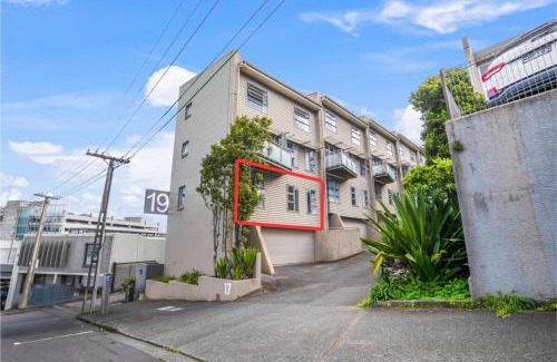 Grafton Apartment | The Ultimate Compact Stay for Urban Explorers