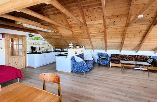 Faroe Islands House | The Ultimate Fjord-side Getaway