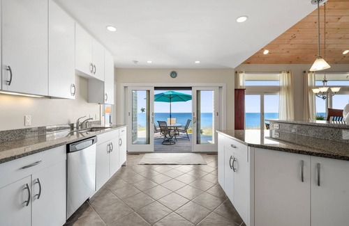 North Truro House | The Ultimate Outer Cape Beachfront Retreat RPAM101