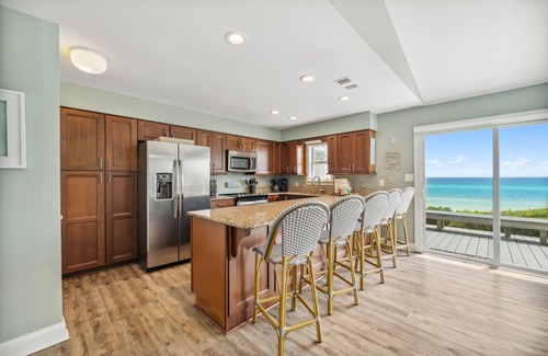 Seacrest House | The Ultimate Gulf Front Family Friendly Getaway | Gulf Views | Beachfront Patio
