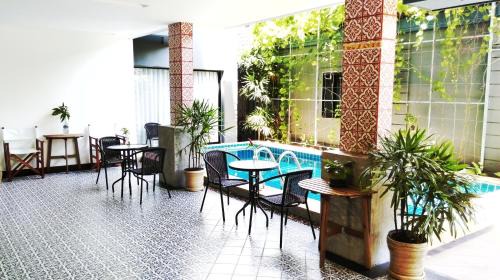 Kamala Hotel | The Umbrella House - SHA Extra Plus