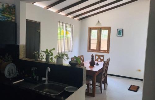 Kotugoda Bed & Breakfast | The Universal Transit Villa
