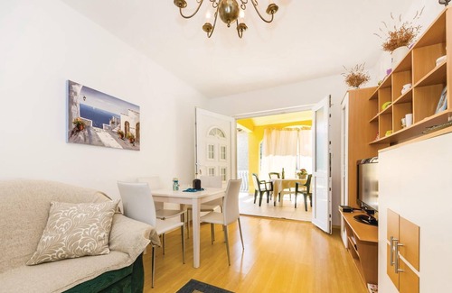 Krusevo House | The vacation house is located in the small village Susnjar ll and only about 70 m from the sea and p