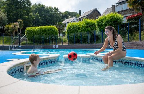 Carnon Downs Resort | The Valley