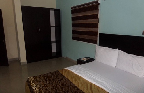 Utako Hotel | The Venetian Suites