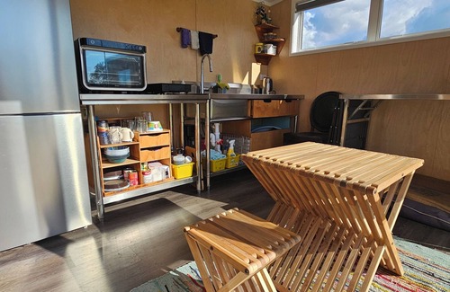 Matarangi Cabin | The very heart of Matarangi beach.