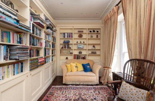 St Issey House | The Vicarage - Grand Country House, Walking Distance to Padstow and with Pub Across the Road