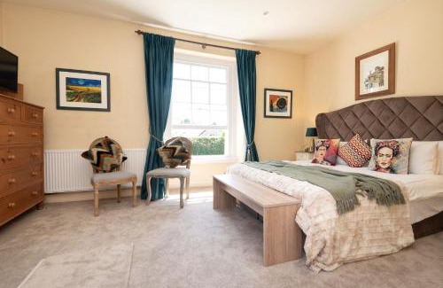 St Issey House | The Vicarage - Grand Country House, Walking Distance to Padstow and with Pub Across the Road