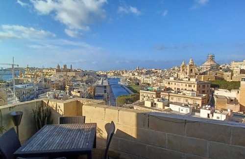 Cospicua Apartment | The View Penthuse Cospicua