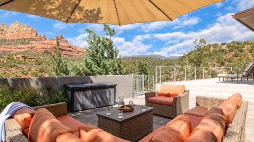 Uptown Sedona House | The Viewpoint by AvantStay Luxe Home SpaViews