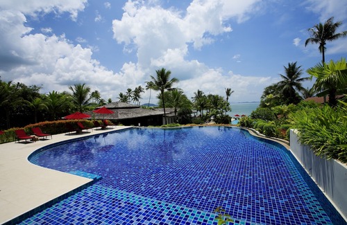 Maprao Island Resort | The Village Coconut Island