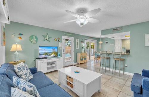 Holmes Beach Villa | The Villas 2B