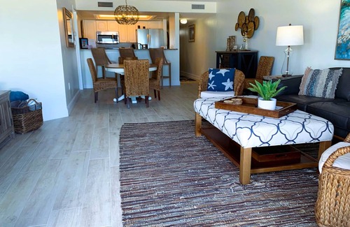 Clearwater Beach Condo | The Villas A-9 - Premium 2 Bedroom 2 Bath Oceanfront Condo